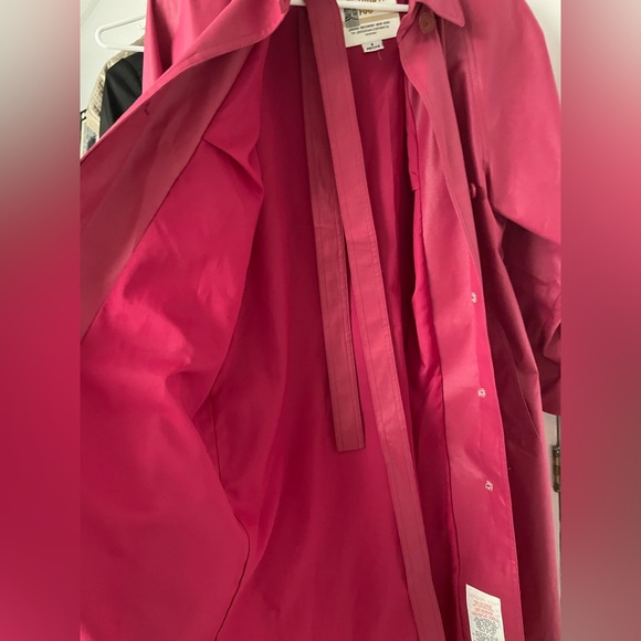 Hot pink London Fog rain coat - Picture 3 of 6
